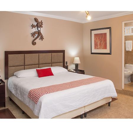 Ramada Tikal Isla De Flores Hotel Экстерьер фото