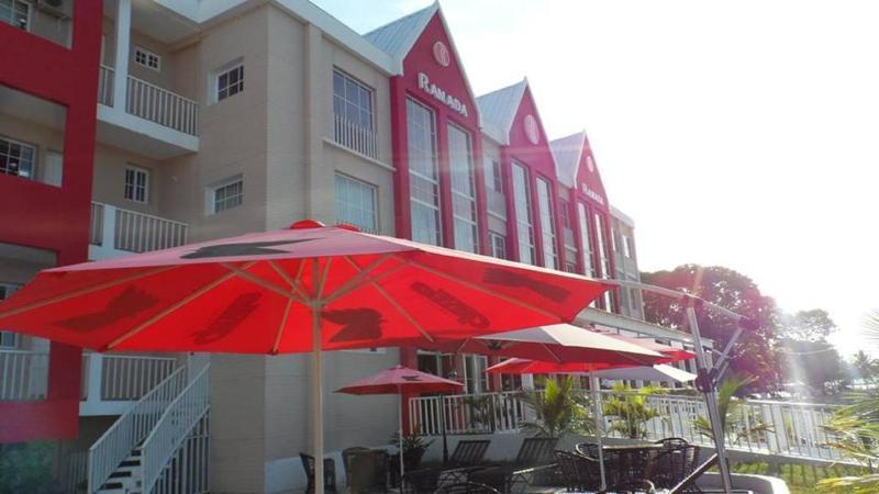 Ramada Tikal Isla De Flores Hotel Экстерьер фото